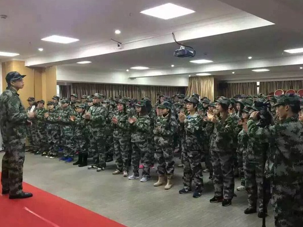 HJC黄金城团队拓展训练